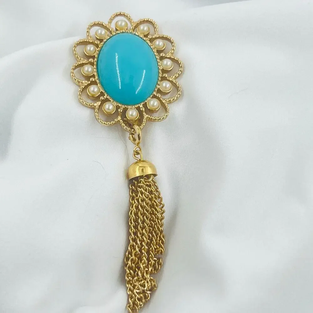 Sarah Coventry Magic Moods Faux Turquoise Brooch Gold Tone Chain Tassel 1973